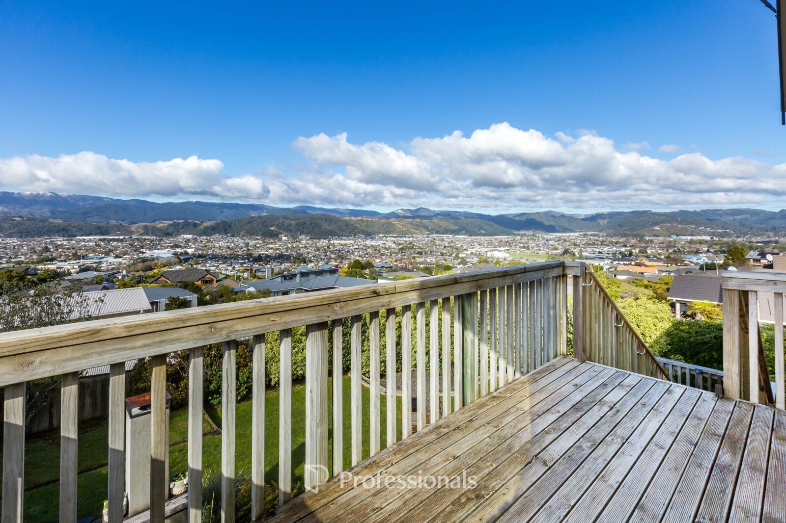 Photo 19 of 28 Kirton Drive, Riverstone Terraces, Upper Hutt